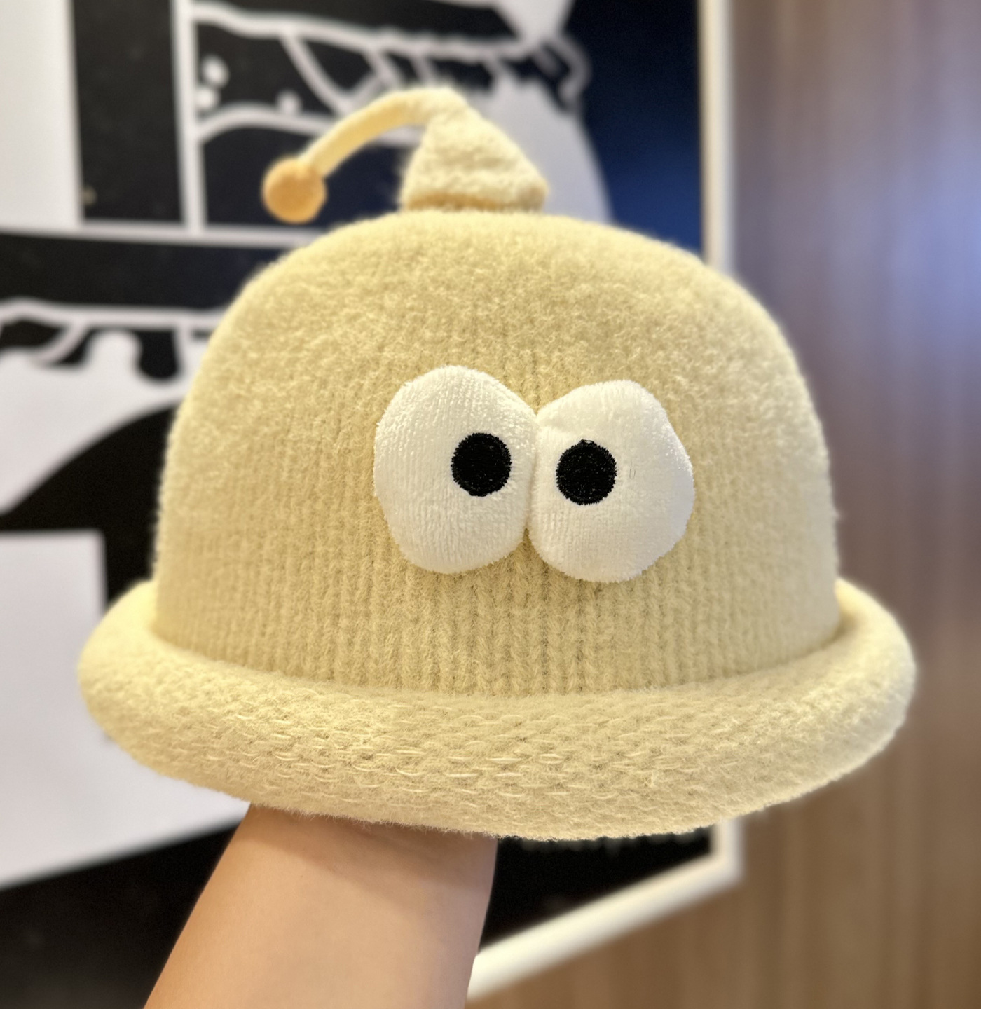 Playful Big-Eyed Garlic Knitte - Beanie Cuffed Knit recensie en prijs