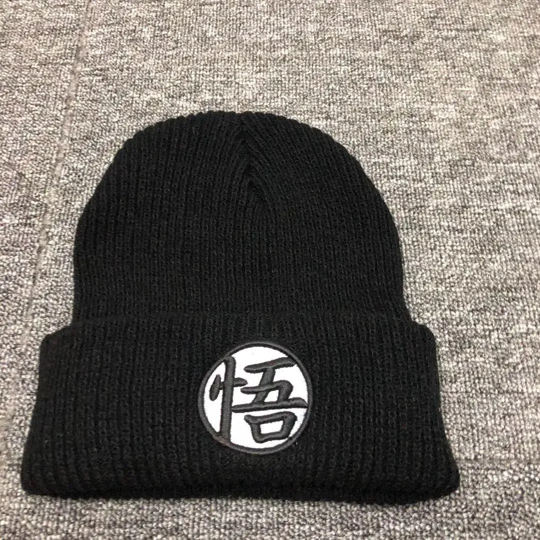 Dragon Ball Embroidery Anime C - Beanie Cuffed Knit recensie en prijs